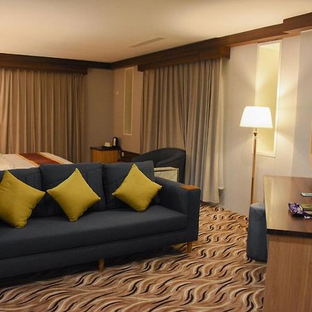 Florida Inn Hotel Наджран Экстерьер фото